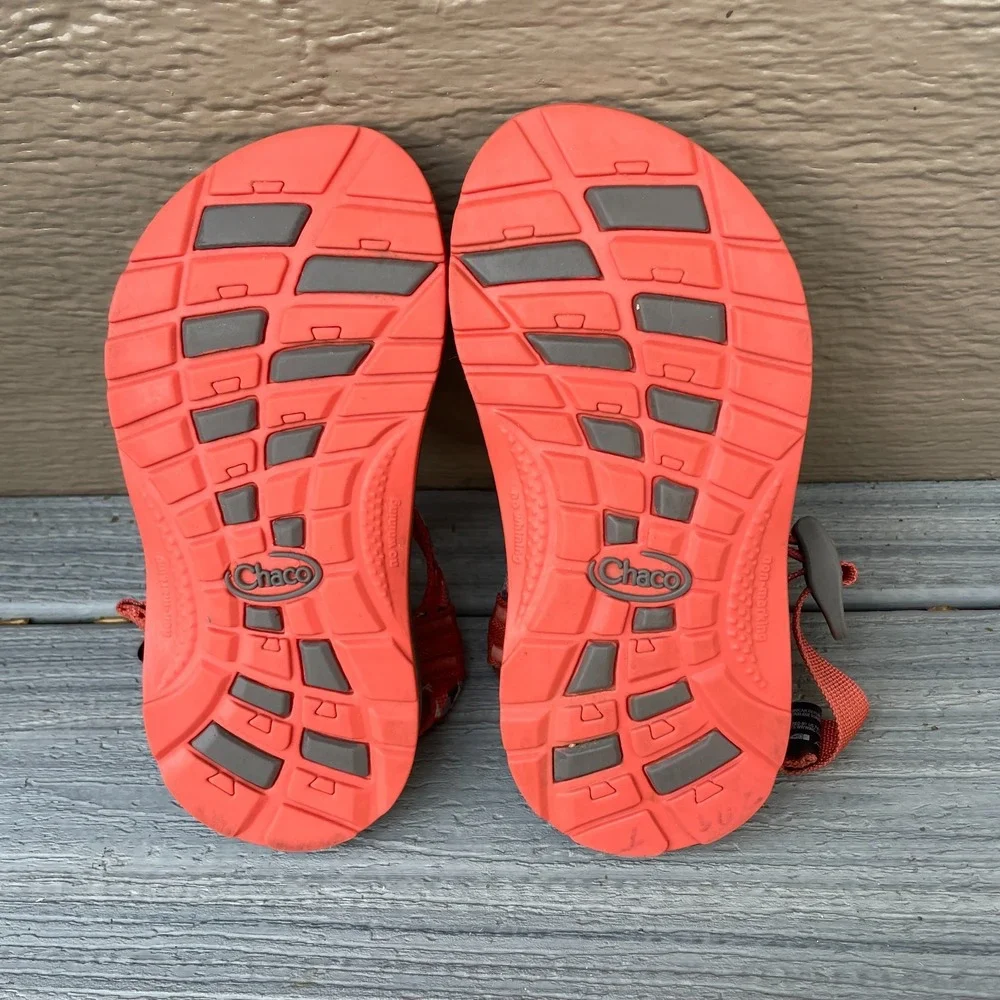 Chaco ZX/1 Kids Ecotread Strappy Sandals Red Gray US 1  Buckle Flat Heel J180262